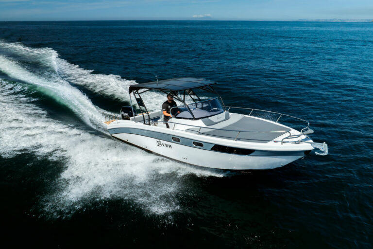 750 walkaround cabin Saver